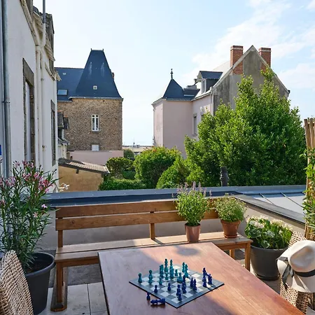 Maison Lumineuse 8 Personnes - 2min & Bourg *